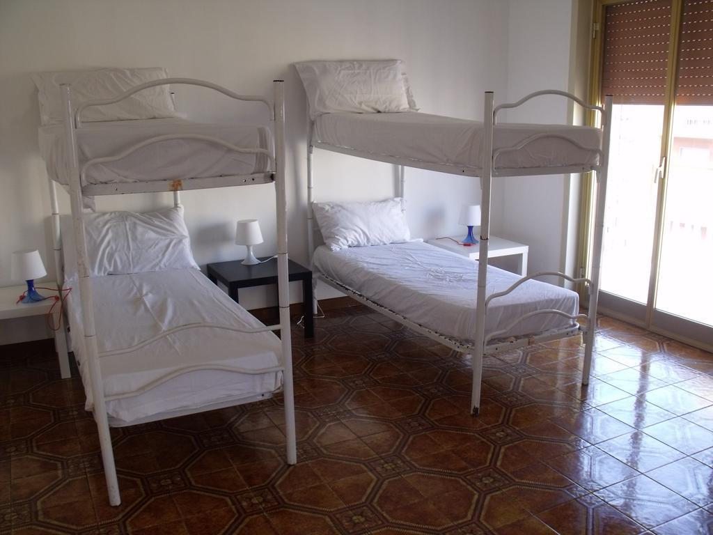 A Tre Passi Dal Centro Hotel Palermo Esterno foto