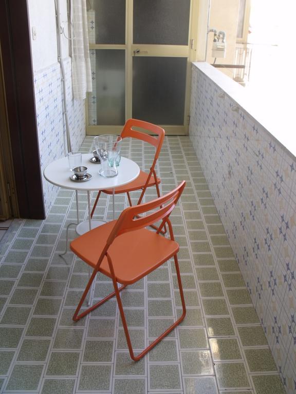 A Tre Passi Dal Centro Hotel Palermo Esterno foto