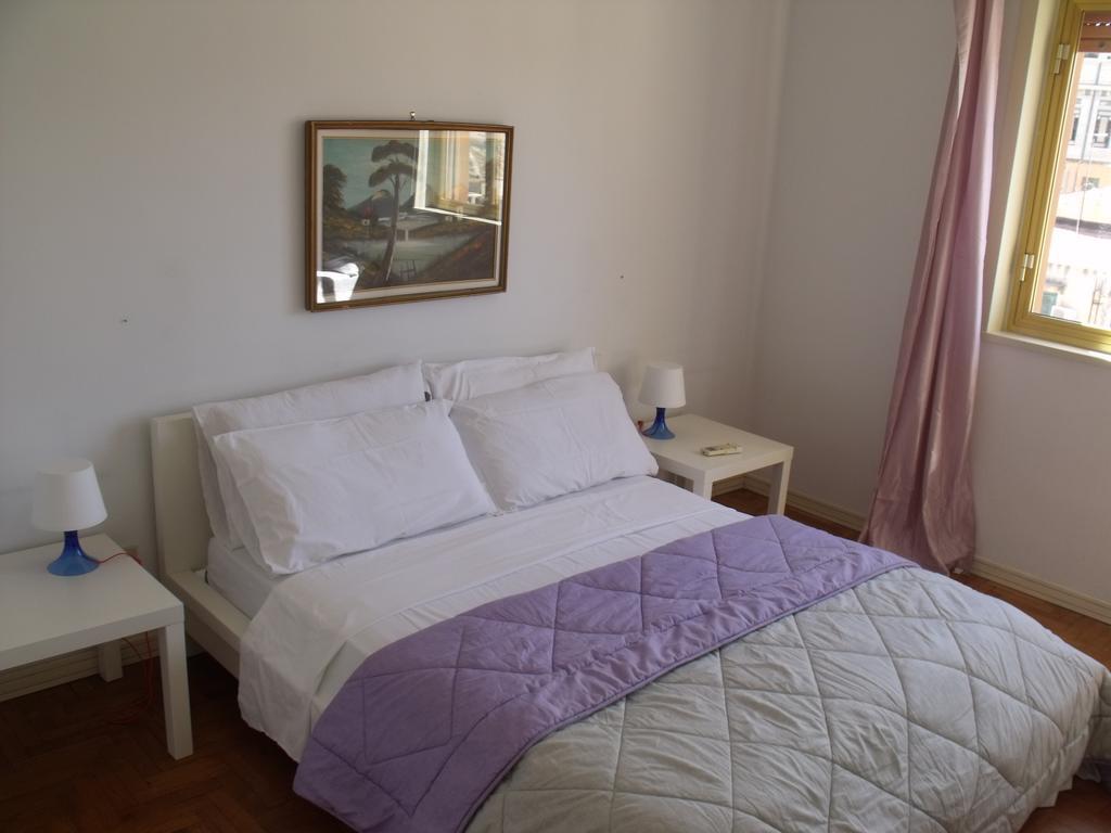 A Tre Passi Dal Centro Hotel Palermo Esterno foto
