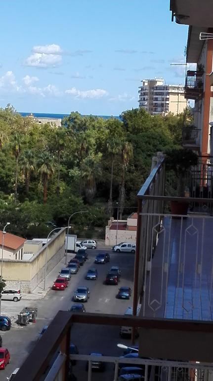 A Tre Passi Dal Centro Hotel Palermo Esterno foto